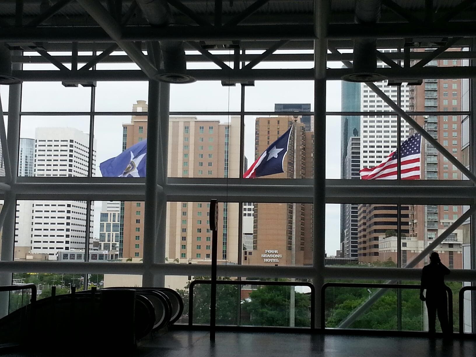 Avenida Houston
